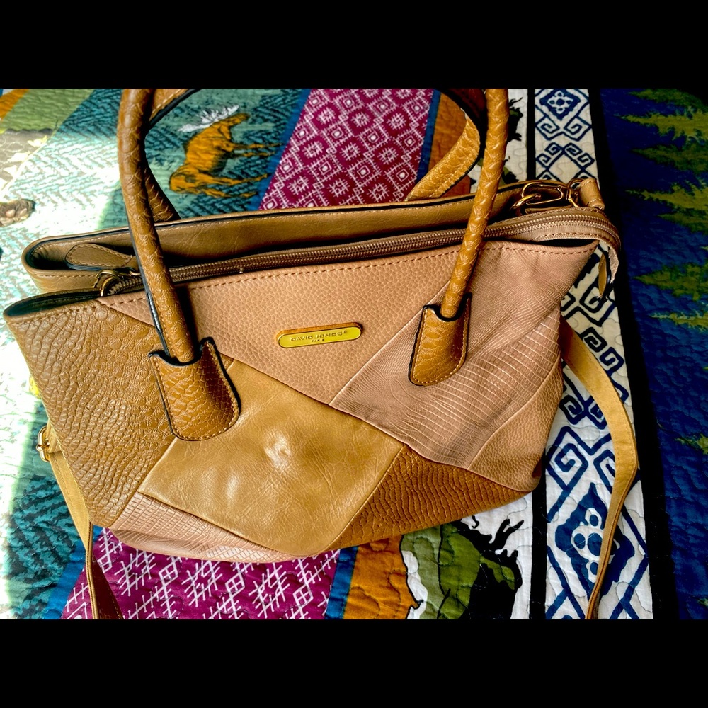 David Jones Paris Absolutely beautiful tan bag